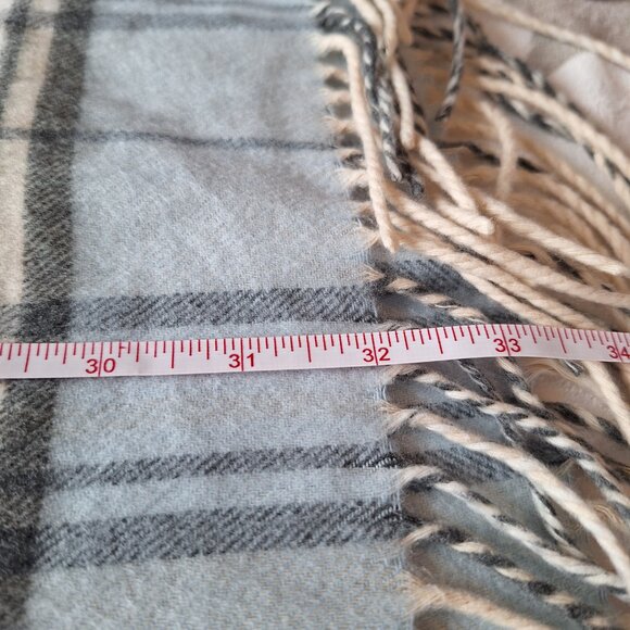V. Fraas Cashmink Blue & Beige Plaid Design Fringe Scarf Wrap Made In Germany OS - Picture 6 of 7